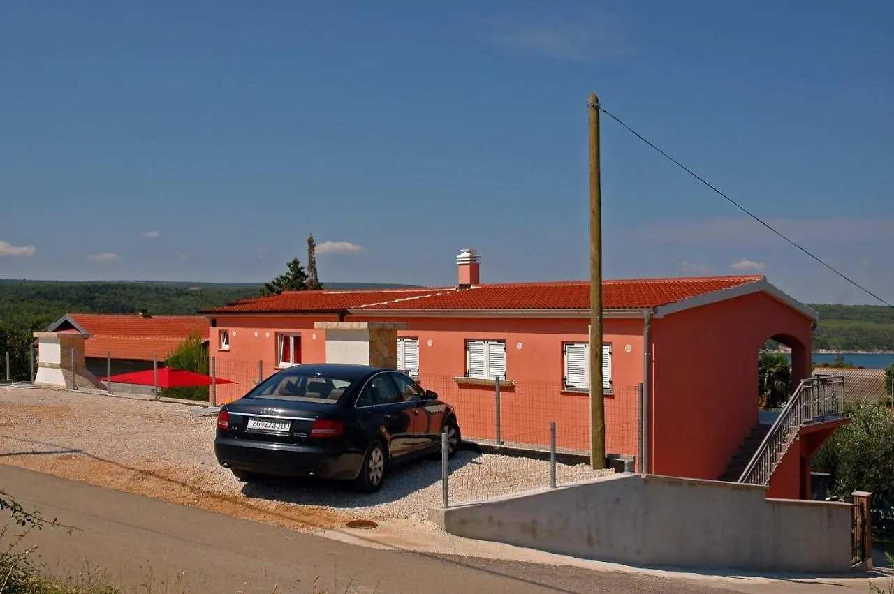 Apartments With A Parking Space Gornji Karin, Novigrad - 18387